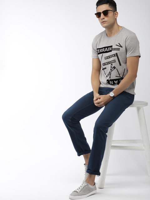 

Indian Terrain Men Grey Melange & Black Printed Round Neck T-shirt