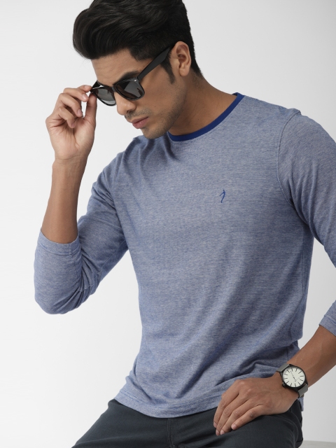 

Indian Terrain Men Blue Solid Round Neck Pure Cotton T-shirt