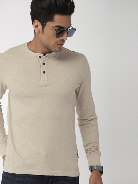 

Indian Terrain Men Beige Solid Henley Neck T-shirt