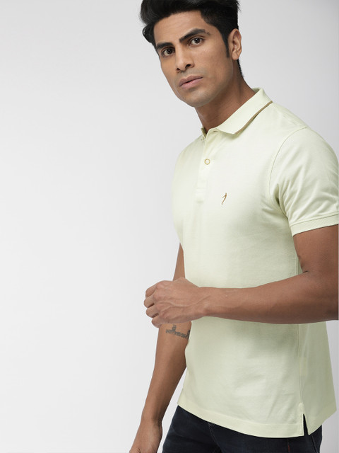 

Indian Terrain Men Off-White Solid Polo Collar T-shirt