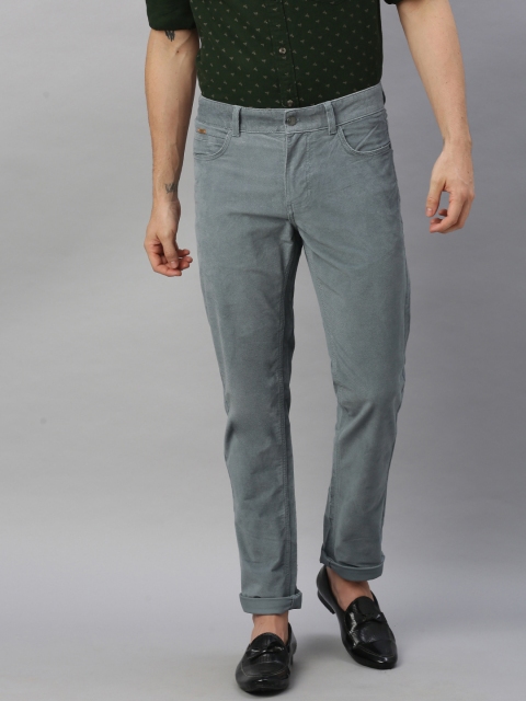 

Indian Terrain Men Grey Brooklyn Slim Fit Solid Regular Trousers