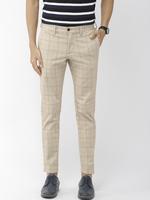 

Indian Terrain Men Beige Brooklyn Slim Fit Checked Regular Trousers