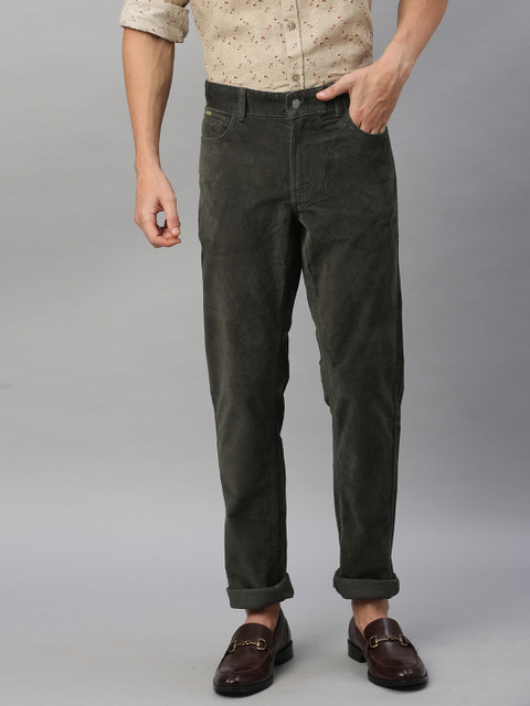 

Indian Terrain Men Charcoal Grey Brooklyn Slim Fit Solid Regular Trousers