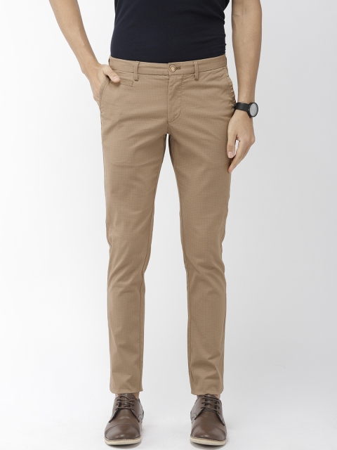 

Indian Terrain Men Beige Kruger Skinny Fit Checked Chinos
