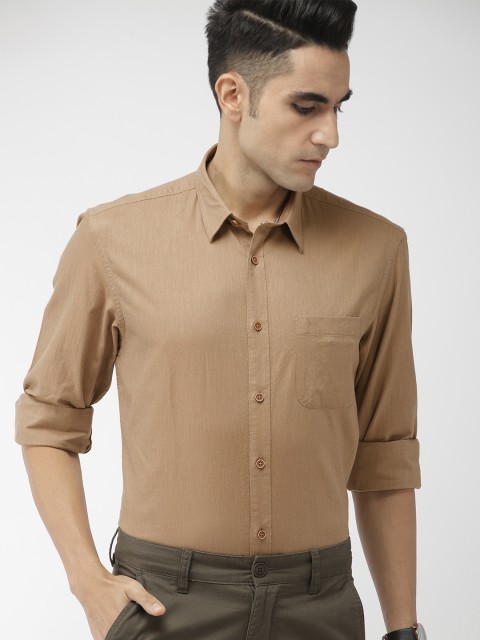 

Indian Terrain Men Khaki Slim Fit Solid Smart Casual Shirt