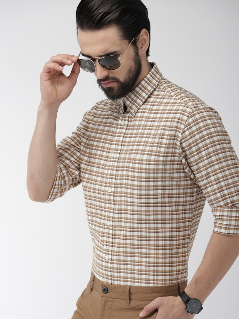

Indian Terrain Men Brown & White Regular Fit Checked Casual Shirt