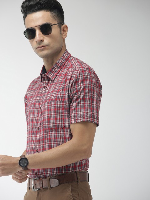 

Indian Terrain Men Red & Off-White Slim Fit Checked Smart Casual Shirt