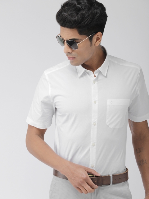 

Indian Terrain Men White Slim Fit Solid Smart Casual Shirt