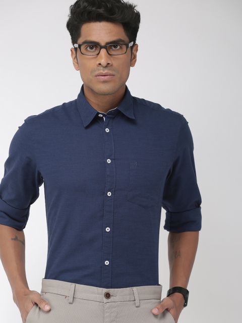 

Indian Terrain Men Navy Blue Slim Fit Solid Smart Casual Shirt