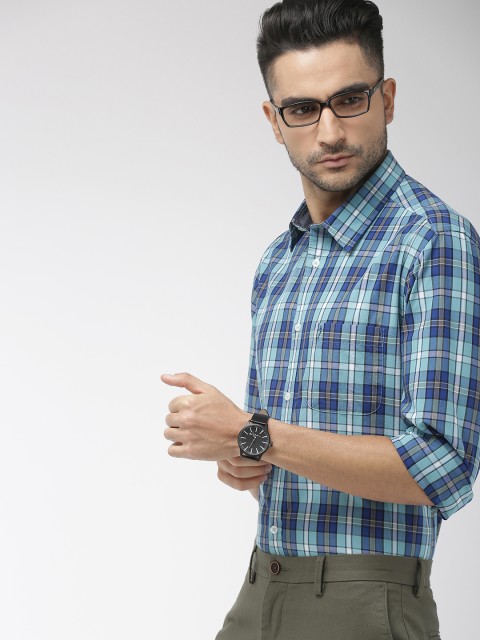 

Indian Terrain Men Blue & White Slim Fit Checked Smart Casual Shirt