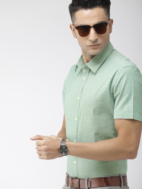 

Indian Terrain Men Sea Green Slim Fit Solid Smart Casual Shirt
