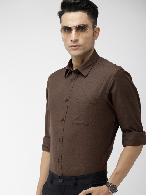 

Indian Terrain Men Brown Slim Fit Solid Casual Shirt