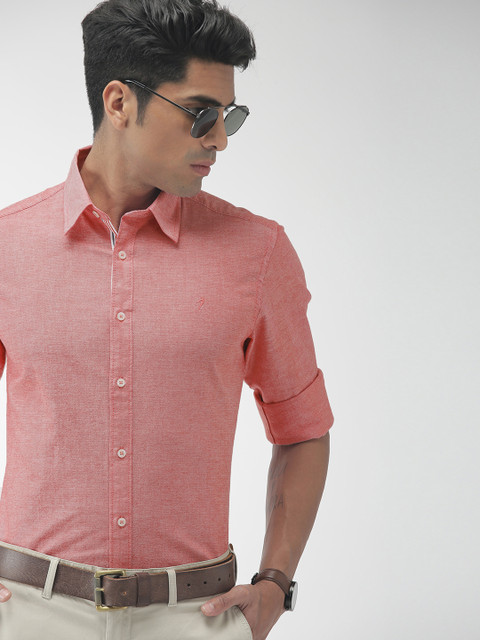 

Indian Terrain Men Red Oxford Slim Fit Solid Smart Casual Shirt