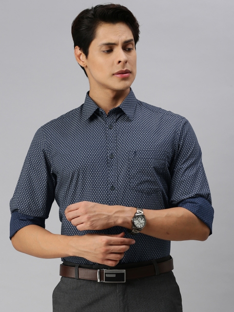 

Indian Terrain Men Navy Blue & White Slim Fit Ditsy Floral Printed Formal Shirt