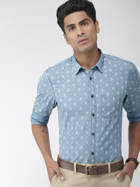 

Indian Terrain Men Blue & White Slim Fit Printed Semiformal Shirt