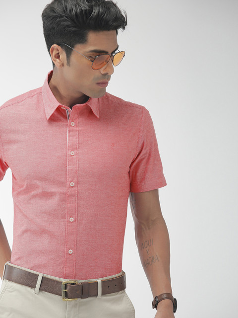 

Indian Terrain Men Red Slim Fit Solid Oxford Smart Casual Shirt