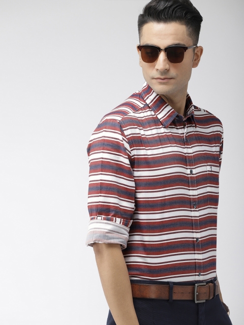 

Indian Terrain Men Maroon & White Slim Fit Striped Casual Shirt