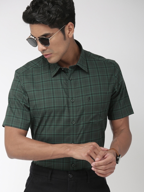 

Indian Terrain Men Olive Green Slim Fit Checked Smart Casual Shirt