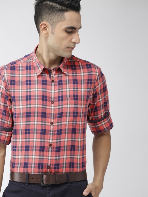

Indian Terrain Men Peach-Coloured & Navy Blue Slim Fit Checked Smart Casual Shirt
