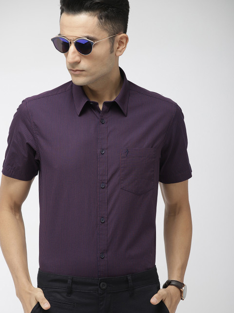 

Indian Terrain Men Navy Blue & Peach-Coloured Slim Fit Striped Smart Casual Shirt