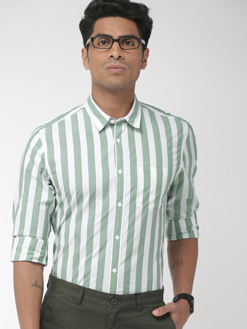 

Indian Terrain Men Green & White Chiseled Slim Fit Striped Smart Casual Shirt