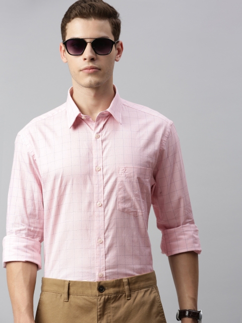 

Indian Terrain Men Pink & Navy Blue Slim Fit Checked Smart Casual Shirt