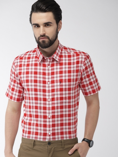 

Indian Terrain Men Red & White Slim Fit Checked Smart Casual Shirt