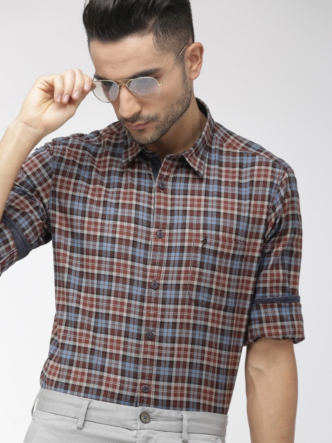 

Indian Terrain Men Brown & Blue Slim Fit Checked Casual Shirt