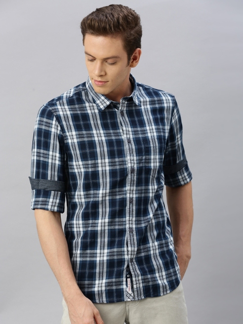 

Indian Terrain Men Navy Blue & White Chiseled Slim Fit Checked Casual Shirt