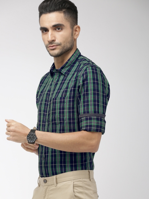 

Indian Terrain Men Green & Navy Blue Chiseled Slim Fit Checked Smart Casual Shirt