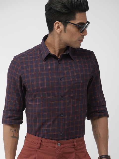 

Indian Terrain Men Navy Blue & Brown Slim Fit Checked Casual Shirt
