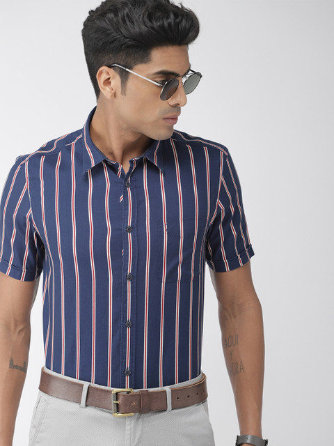 

Indian Terrain Men Navy Blue & Red Slim Fit Striped Smart Casual Shirt