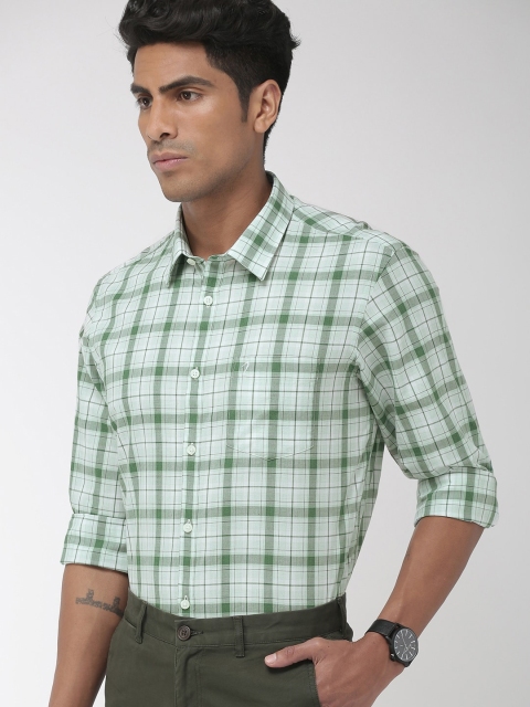 

Indian Terrain Men Green & White Slim Fit Checked Smart Casual Shirt