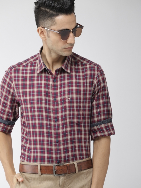 

Indian Terrain Men Red & Beige Slim Fit Checked Smart Casual Shirt