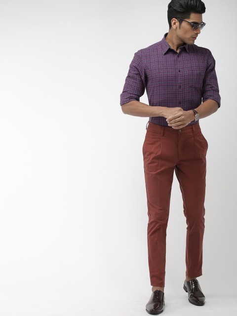 

Indian Terrain Men Pink & Blue Slim Fit Checked Smart Casual Shirt