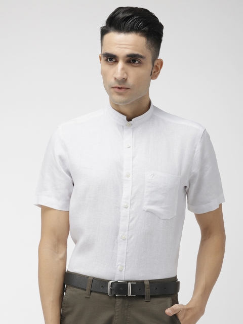 

Indian Terrain Men White Linen Slim Fit Solid Smart Casual Shirt