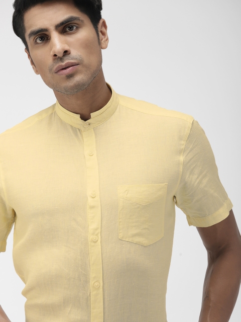

Indian Terrain Men Yellow Linen Slim Fit Solid Smart Casual Shirt