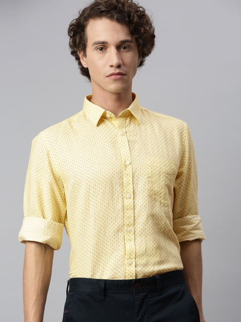 

Indian Terrain Men Yellow Slim Fit Micro Ditsy Printed Cotton Linen Smart Casual Shirt
