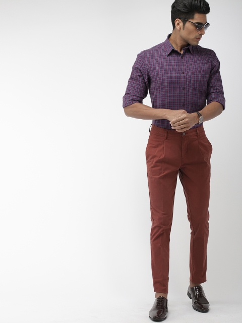 

Indian Terrain Men Pink & Blue Slim Fit Checked Smart Casual Shirt