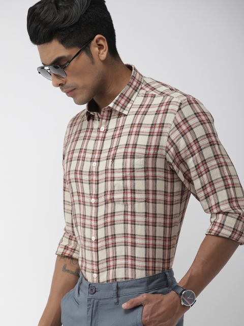 

Indian Terrain Men Off-White & Red Slim Fit Checked Linen Casual Shirt