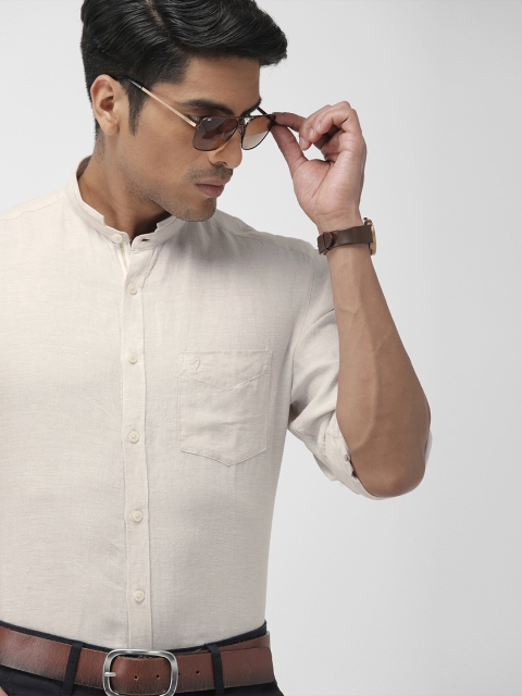

Indian Terrain Men Beige Slim Fit Solid Smart Casual Shirt