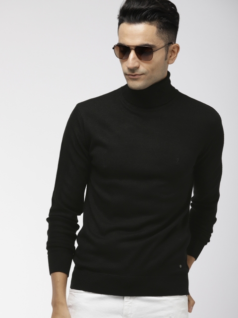 

Indian Terrain Men Black Solid Sweater