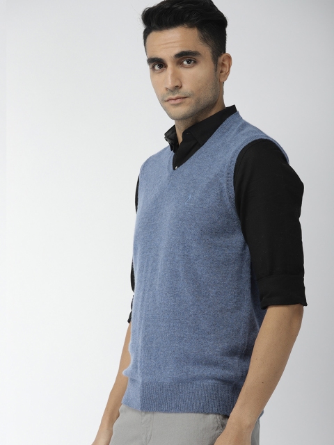 

Indian Terrain Men Blue Solid Sweater Vest