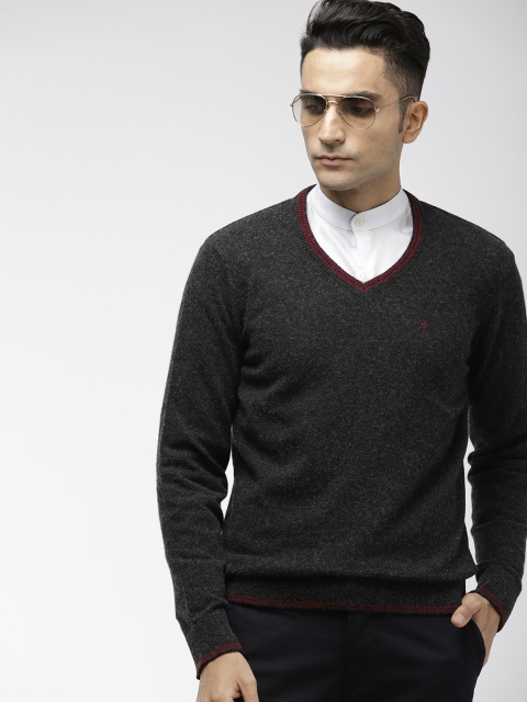 

Indian Terrain Men Charcoal Solid Sweater