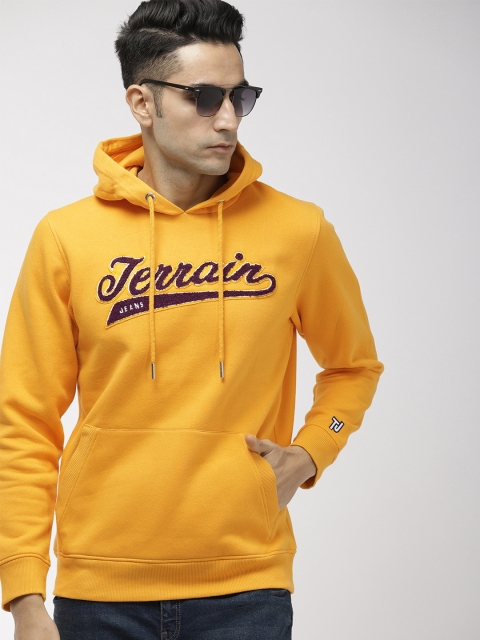 

Indian Terrain Men Mustard Yellow Printed Hooded Sweatshirt