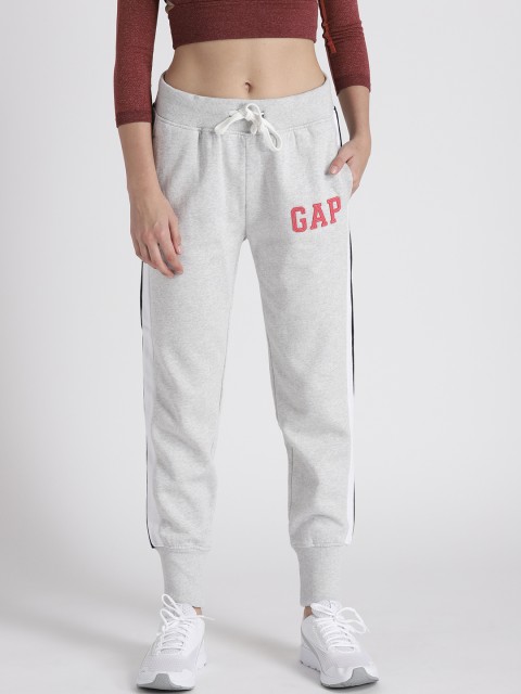 

GAP Women's Colorblock Logo Joggers, Grey melange