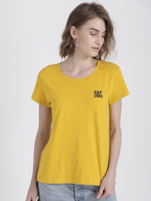 

GAP Women's Logo Crewneck T-Shirt, Mustard