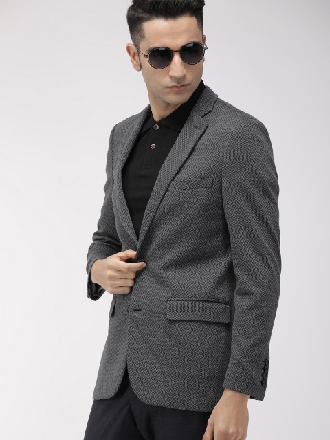 

Indian Terrain Men Charcoal Grey Self Design Single Breasted Semi-Formal Blazer