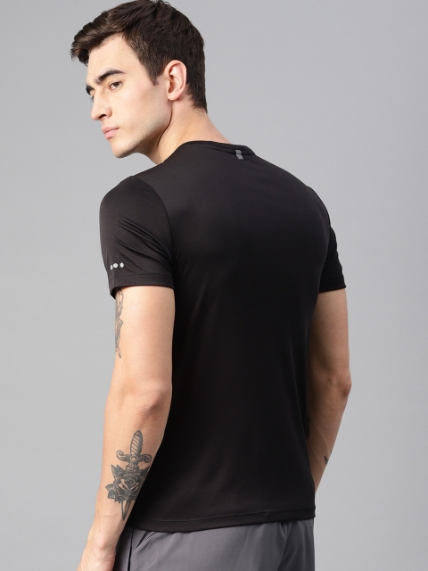 

HRX by Hrithik Roshan Ultralyte Men Black Running Regular Fit T-shirt
