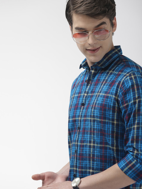 

Mast & Harbour Men Blue Regular Fit Checked Casual Shirt